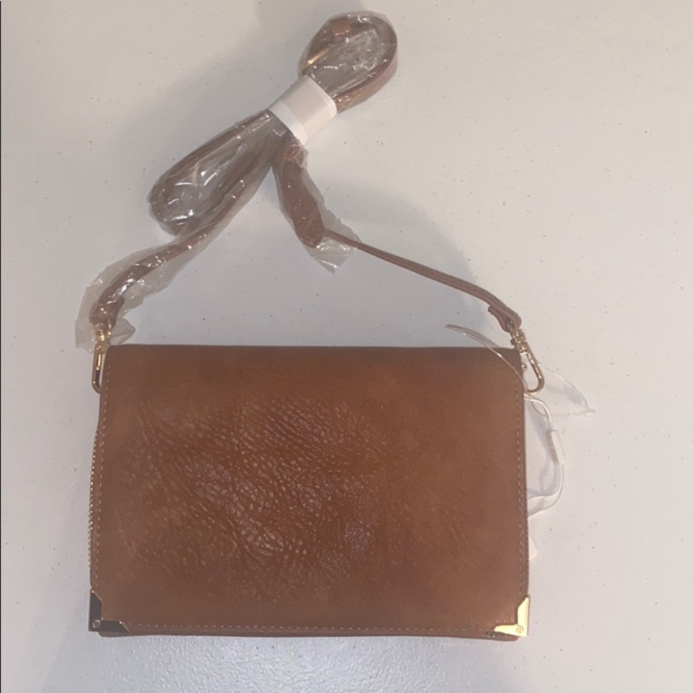Vegan Urban Expressions Crossbody Bag